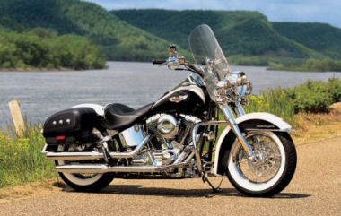 HARLEY-DAVIDSON 1450 SOFTAIL DELUXE FLSTNI