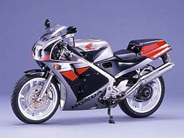 HONDA VFR 400 R - Nom de code : NC 30