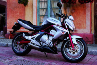 KAWASAKI 650 ER-6 n