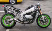 KAWASAKI ZXR 400 R KAWASAKI ZXR 400 R
