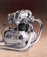 KAWASAKI W 650