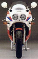  YAMAHA FZR 750 R - OW 01